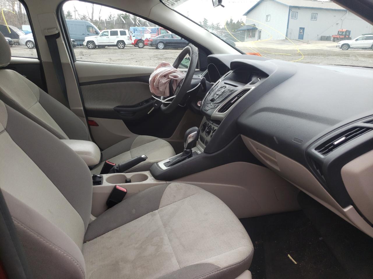 Photo 5 from auction – 2013 FORD FOCUS SE with VIN 1FADP3F24DL323713