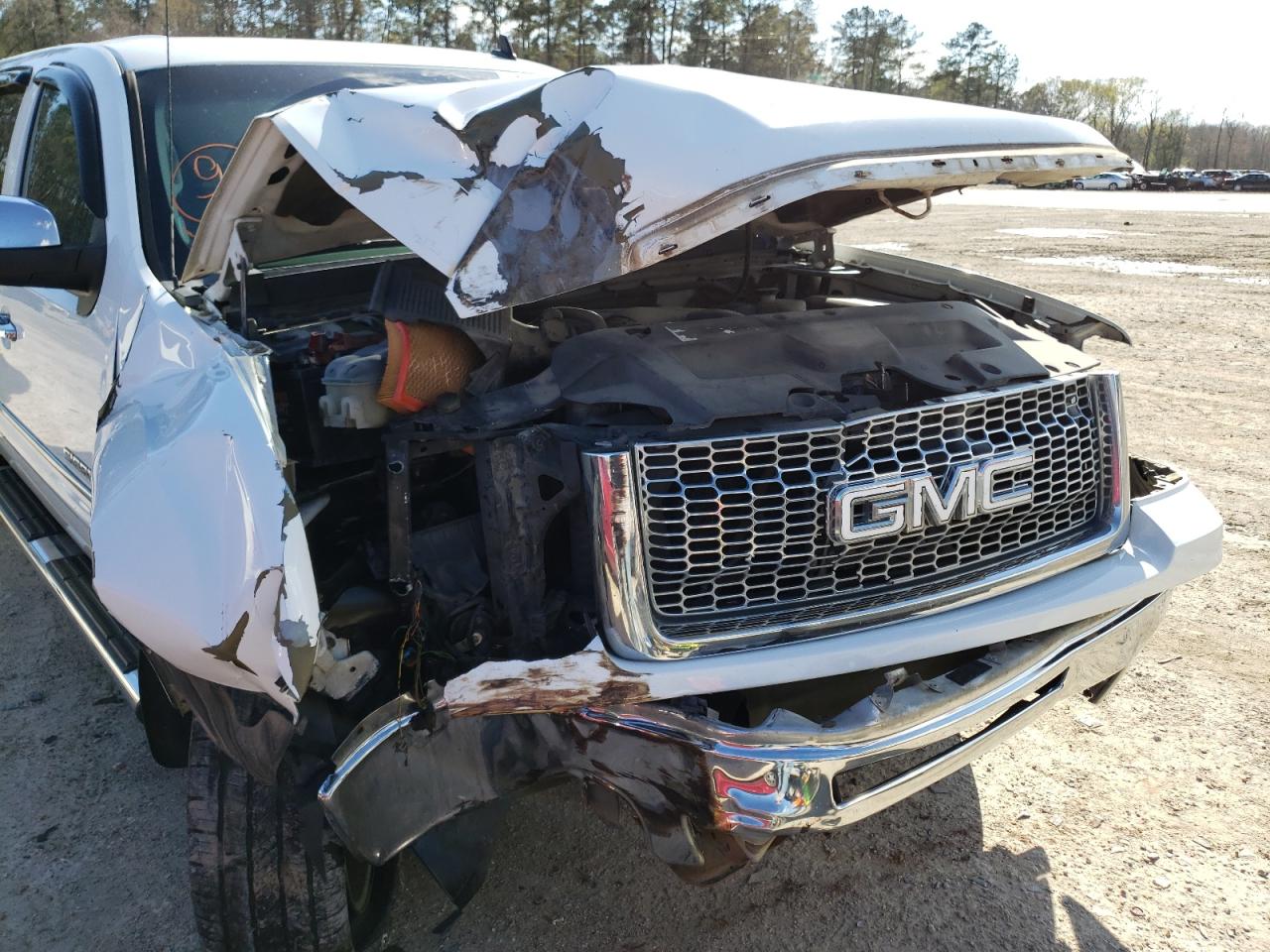 Photo 9 from auction – 2009 GMC SIERRA C15 with VIN 3GTEC23049G281667