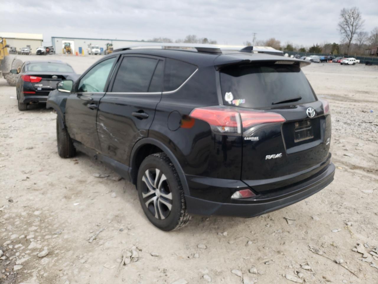 Photo 3 from auction – 2016 TOYOTA RAV4 LE with VIN 2T3BFREV6GW414423