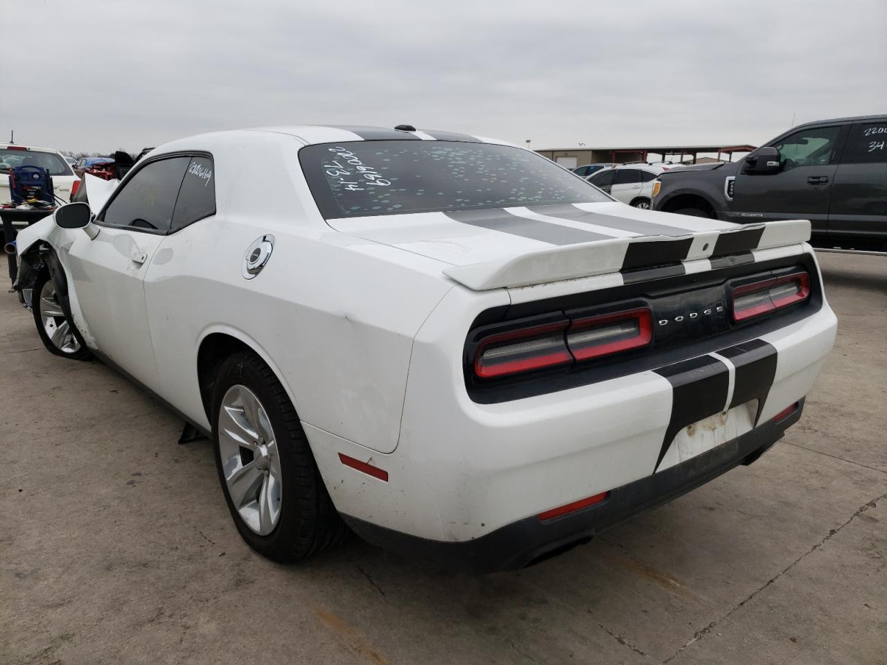 Photo 3 from auction – 2018 DODGE CHALLENGER with VIN 2C3CDZAG7JH237412