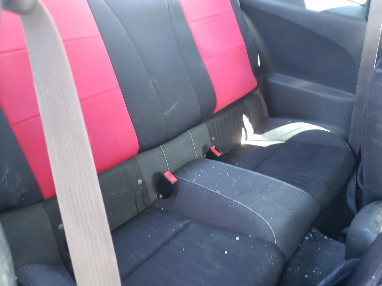 Photo 6 from auction – 2015 CHEVROLET CAMARO LS with VIN 2G1FB1E31F9246060