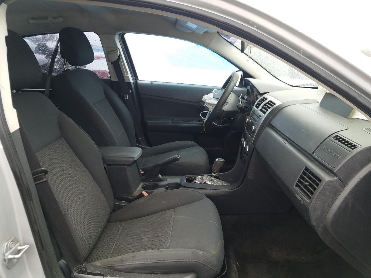 Photo 5 from auction – 2010 DODGE AVENGER SX with VIN 1B3CC4FB6AN149913