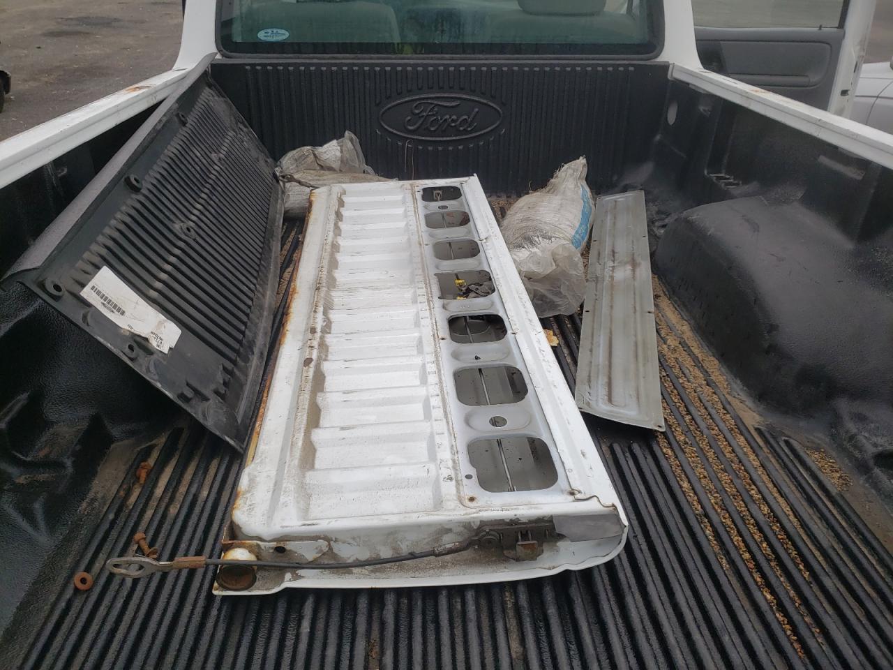 Photo 6 from auction – 2010 FORD RANGER with VIN 1FTKR1AD9APA74208