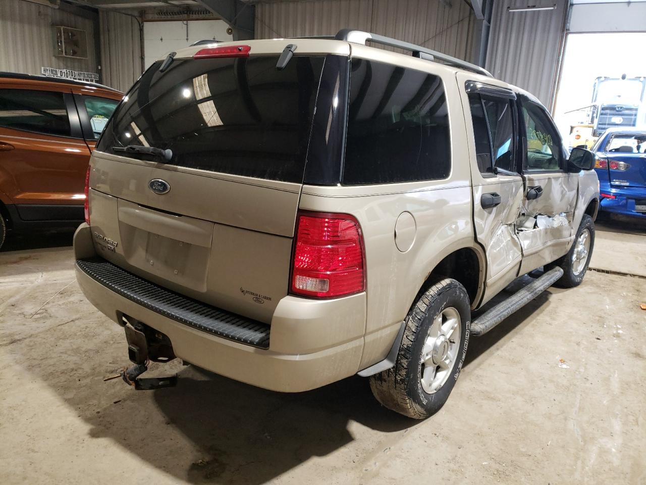 Photo 4 from auction – 2004 FORD EXPLORER X with VIN 1FMZU73K34ZA54780