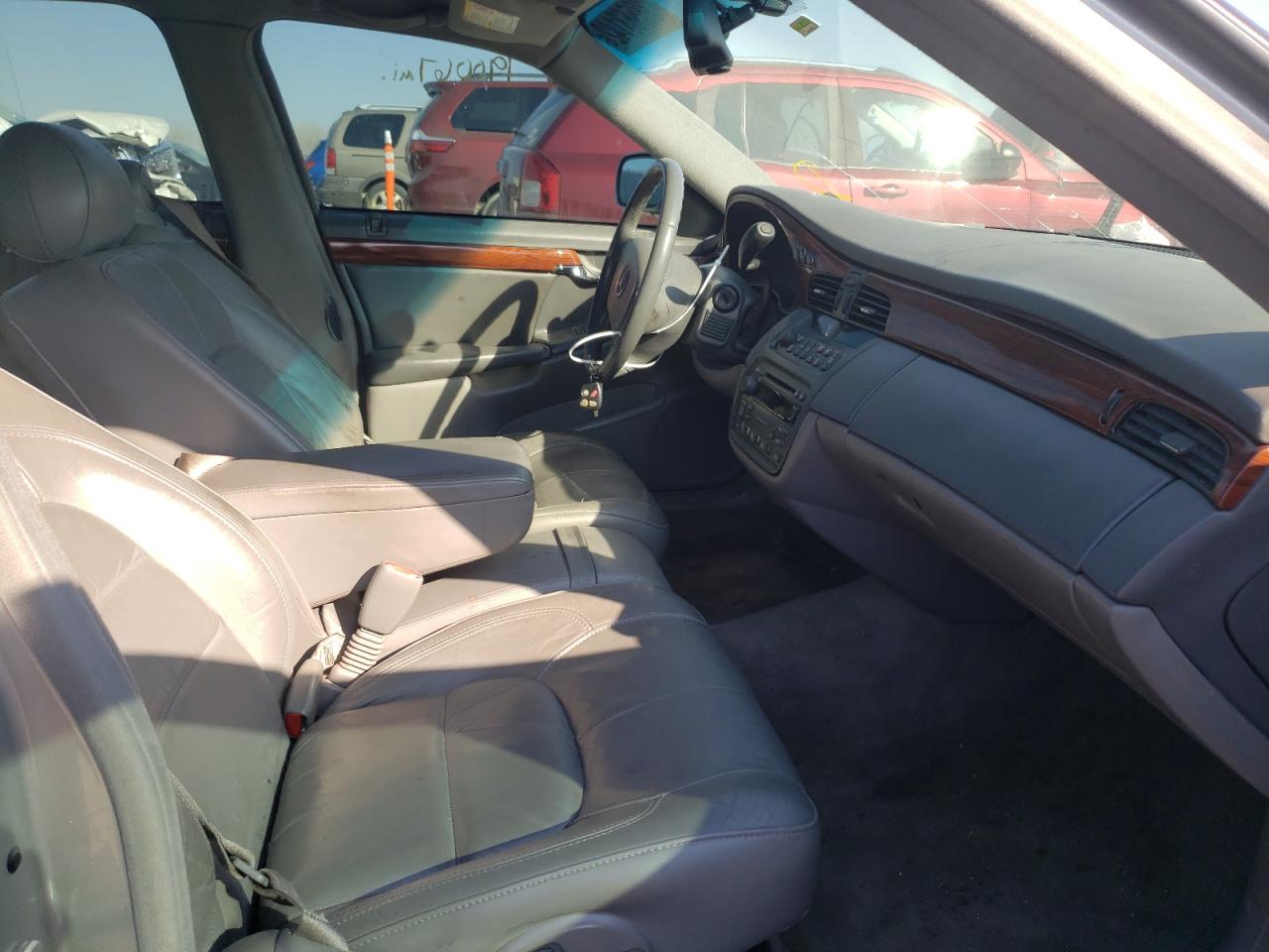 Photo 5 from auction – 2005 CADILLAC DEVILLE with VIN 1G6KD54Y35U214235