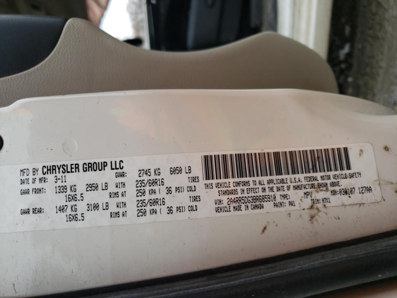 Photo 10 from auction – 2011 CHRYSLER TOWN & COU with VIN 2A4RR5DG3BR685910