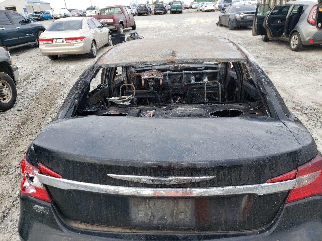 Photo 10 from auction – 2012 CHRYSLER 200 TOURIN with VIN 1C3CCBBB1CN164335