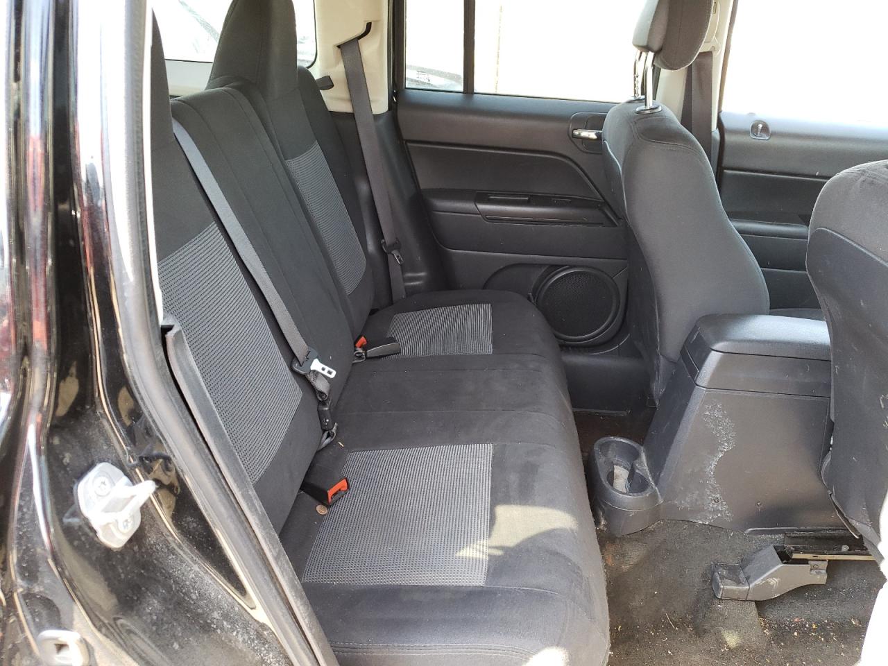 Photo 6 from auction – 2017 JEEP PATRIOT SP with VIN 1C4NJRBB4HD106476