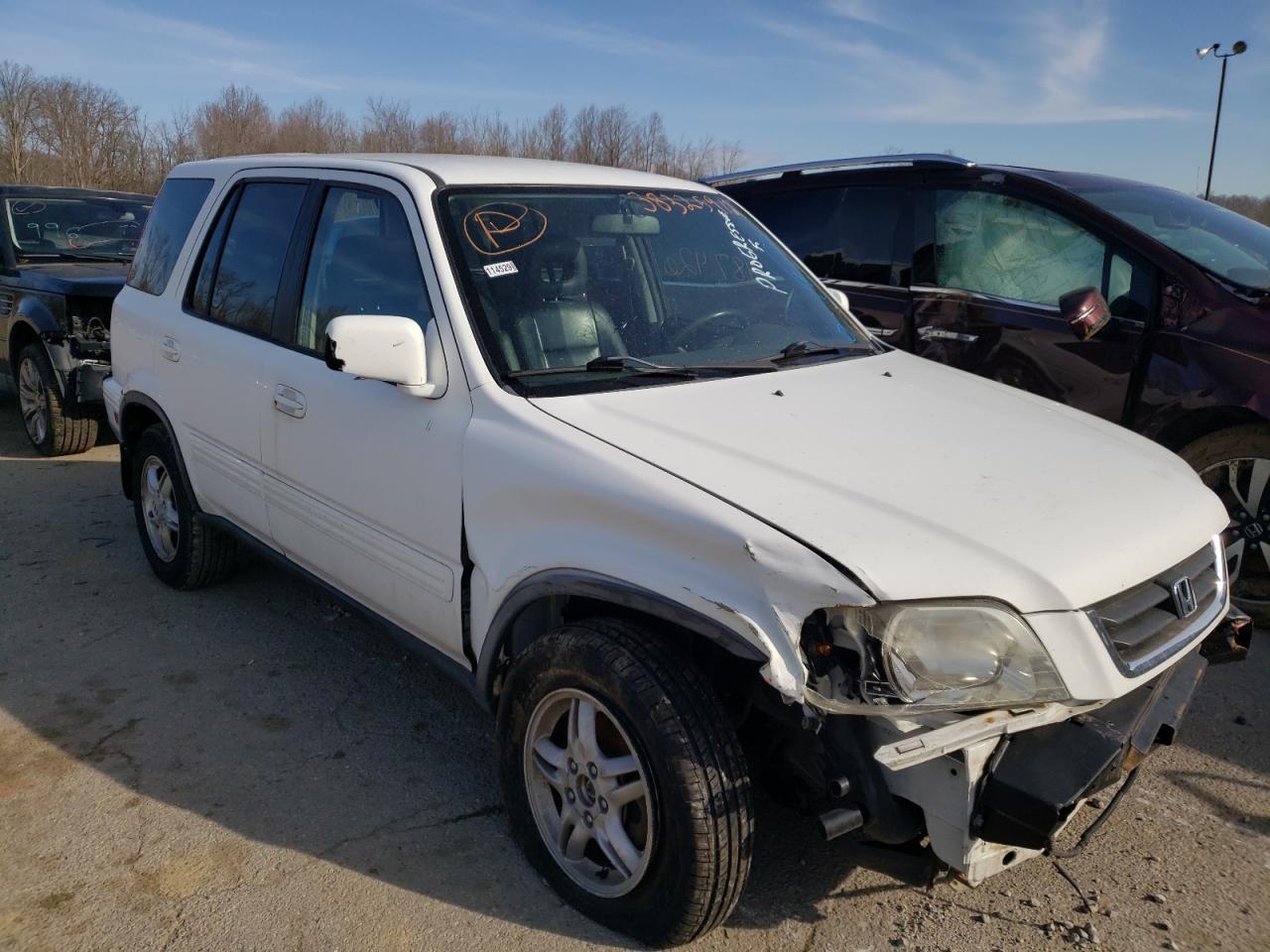 HONDA CR-V SE 2000 with VIN JHLRD1876YS000185 - Photo from auction