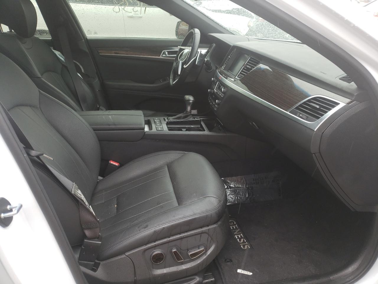 Photo 5 from auction – 2019 GENESIS G80 BASE with VIN KMHGN4JE0KU292824