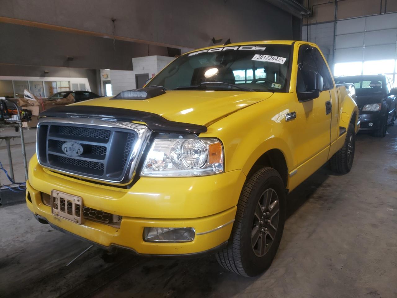 Photo 2 from auction – 2004 FORD F150 with VIN 1FTRF02W94KA01214