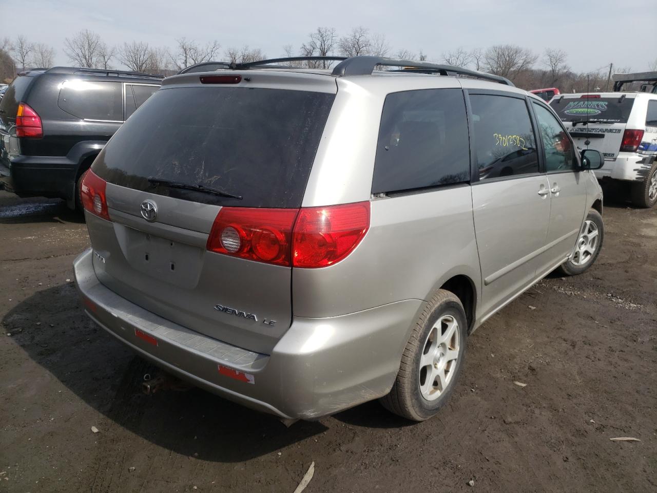 Photo 4 from auction – 2007 TOYOTA SIENNA CE with VIN 5TDZK23C97S041074