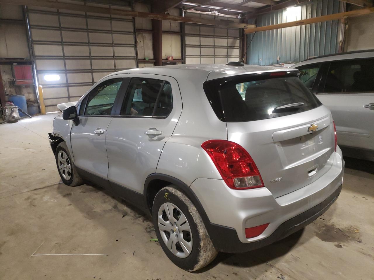 Photo 3 from auction – 2018 CHEVROLET TRAX LS with VIN KL7CJKSB9JB723174