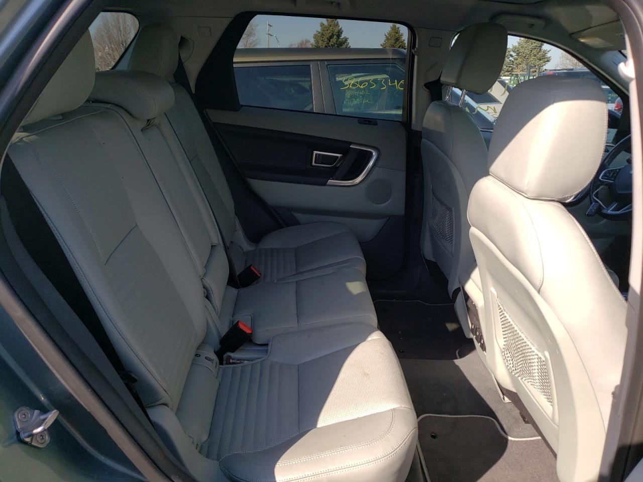 Photo 6 from auction – 2016 LAND ROVER DISCOVERY with VIN SALCT2BG6GH594754