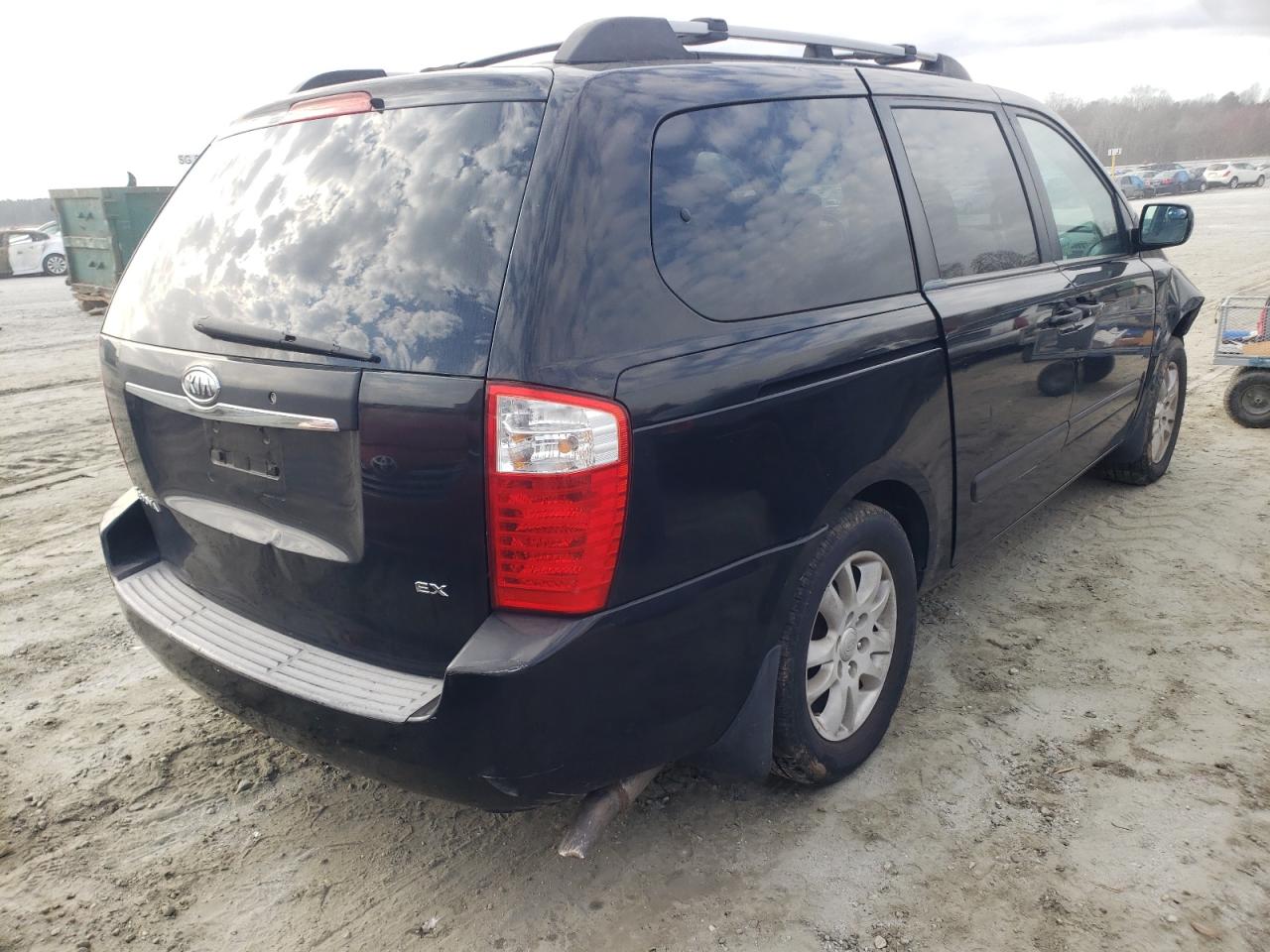 Photo 4 from auction – 2006 KIA SEDONA EX with VIN KNDMB233166073543