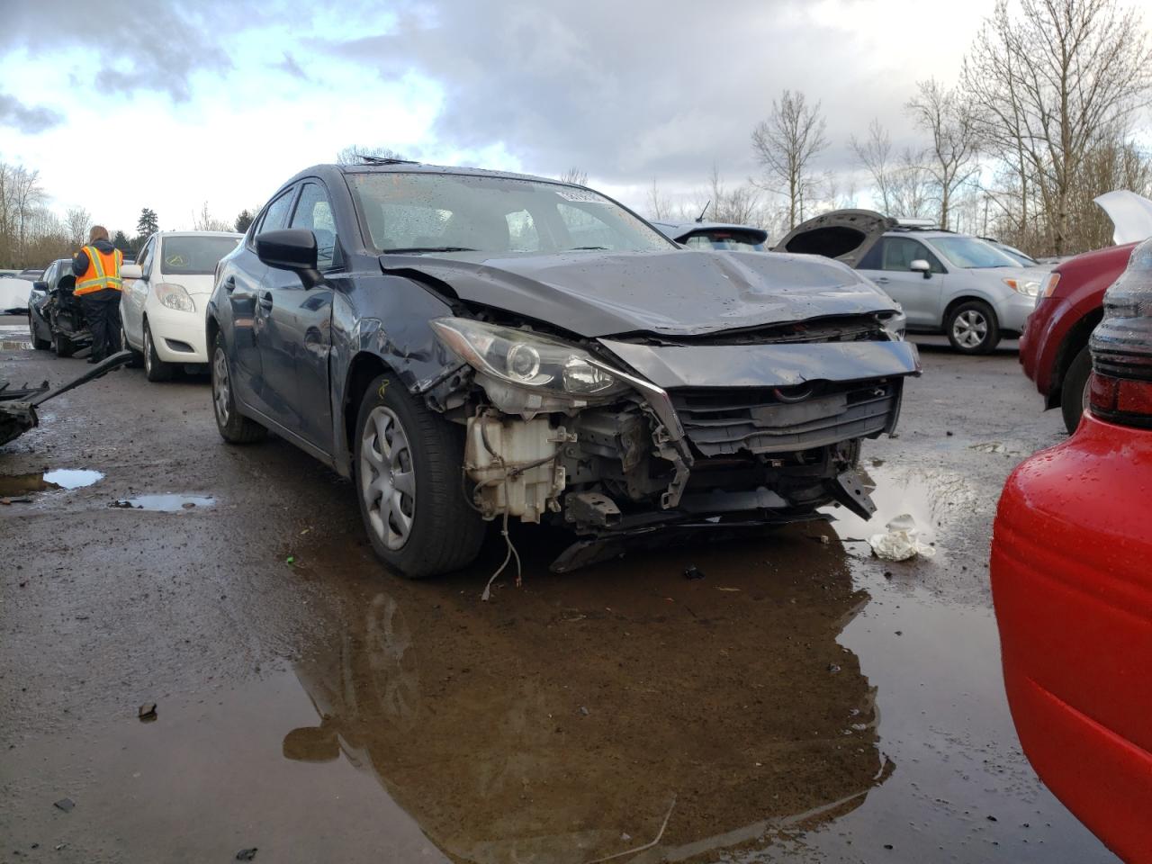 Photo 9 from auction – 2014 MAZDA 3 SV with VIN JM1BM1T73E1117567