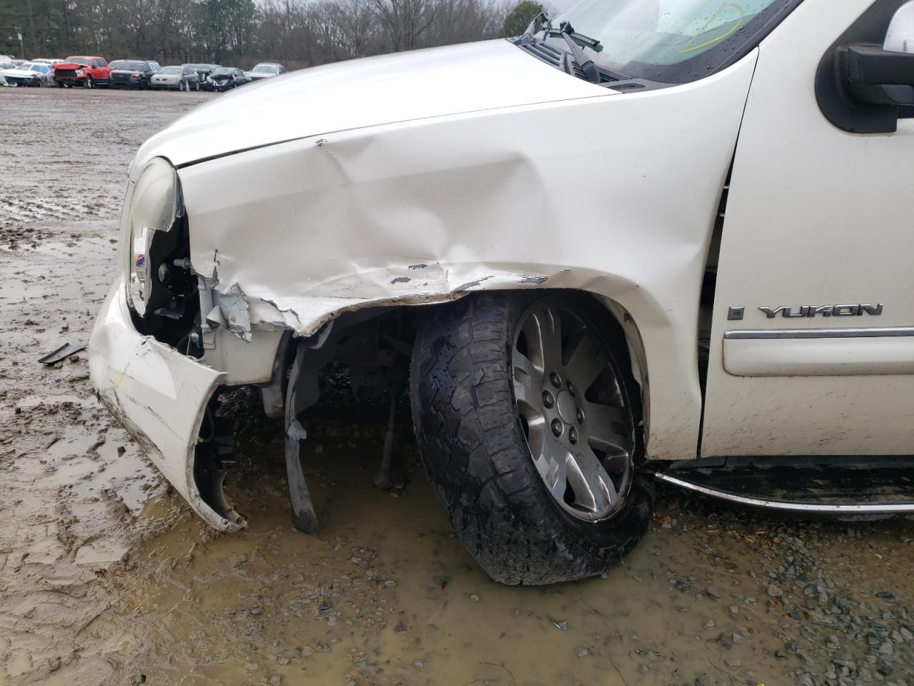 Photo 9 from auction – 2008 GMC YUKON with VIN 1GKFK130X8R226421