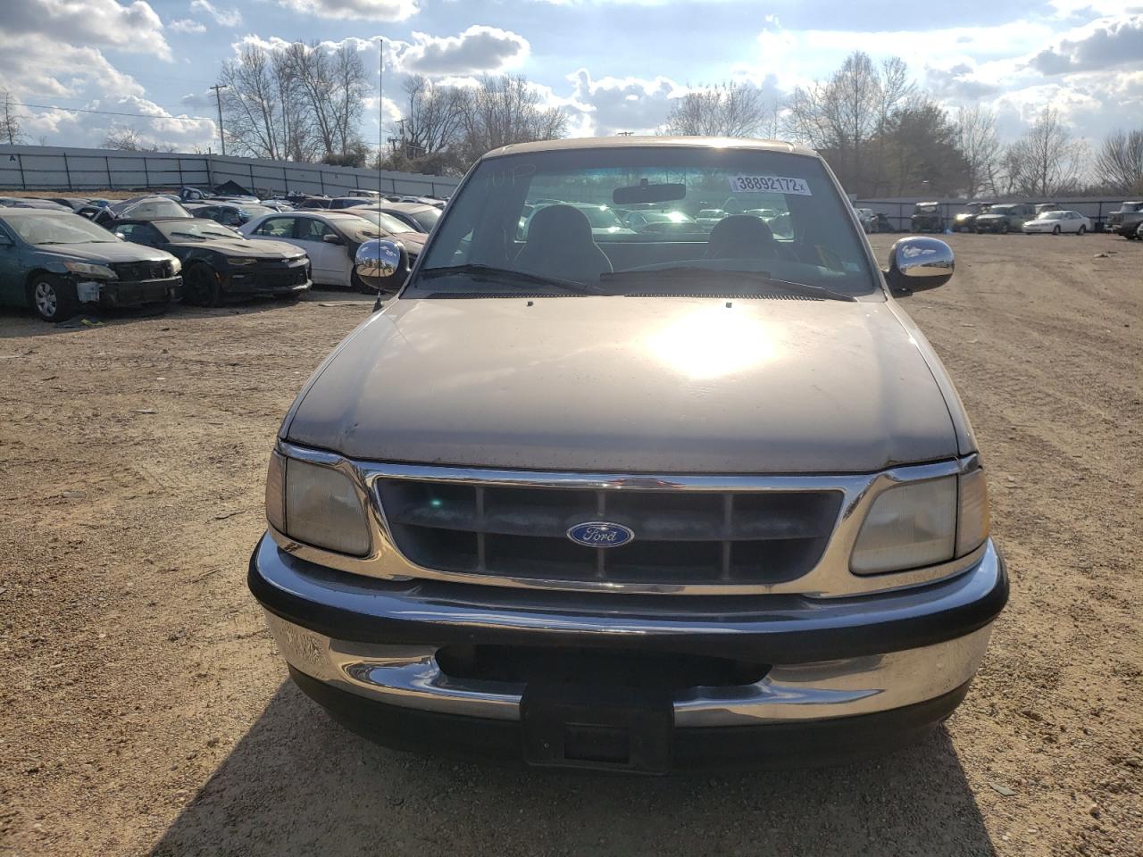 Photo 9 from auction – 1997 FORD F150 with VIN 1FTDF1760VLB40118