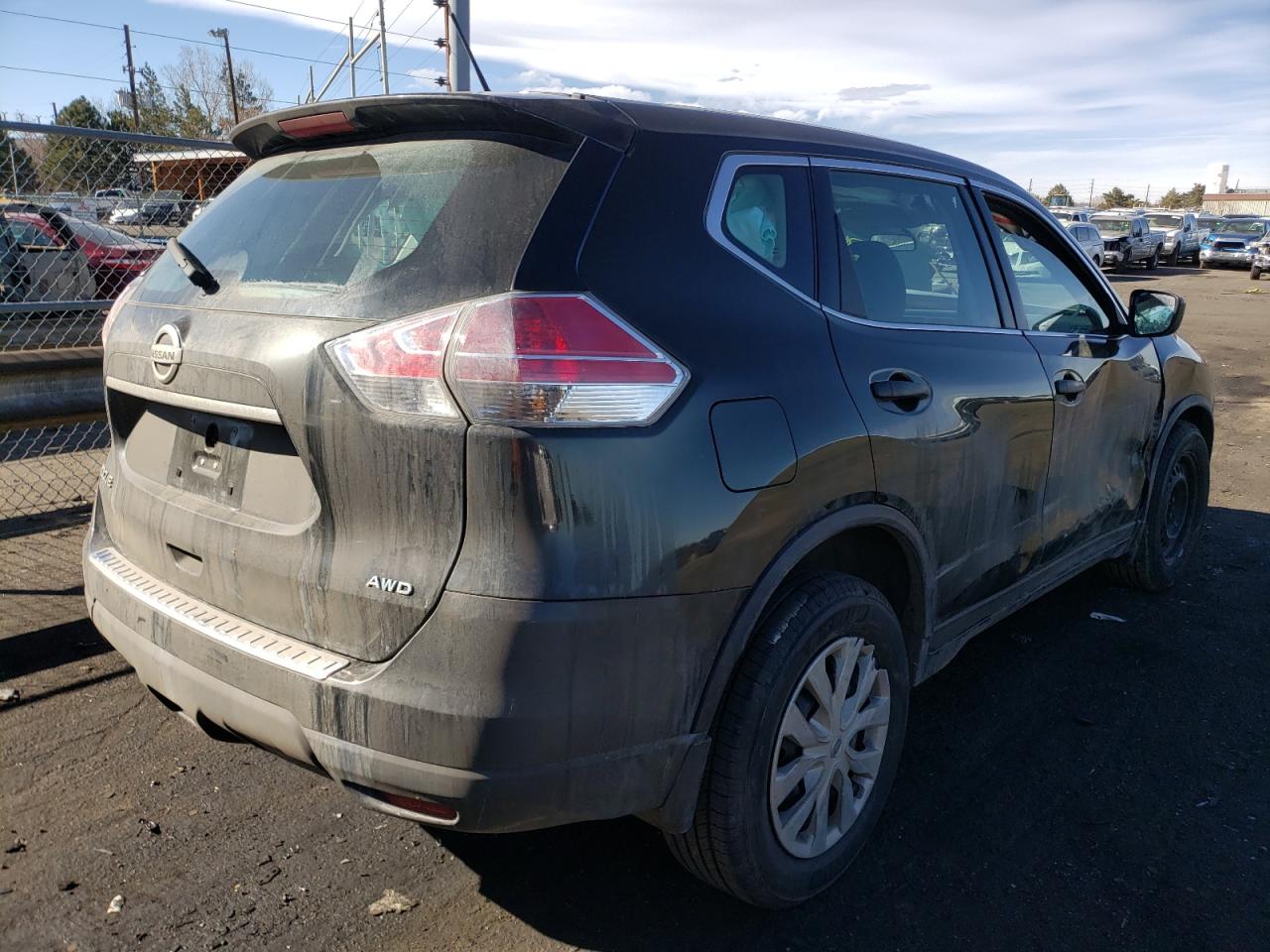 Photo 4 from auction – 2016 NISSAN ROGUE S with VIN 5N1AT2MVXGC889424