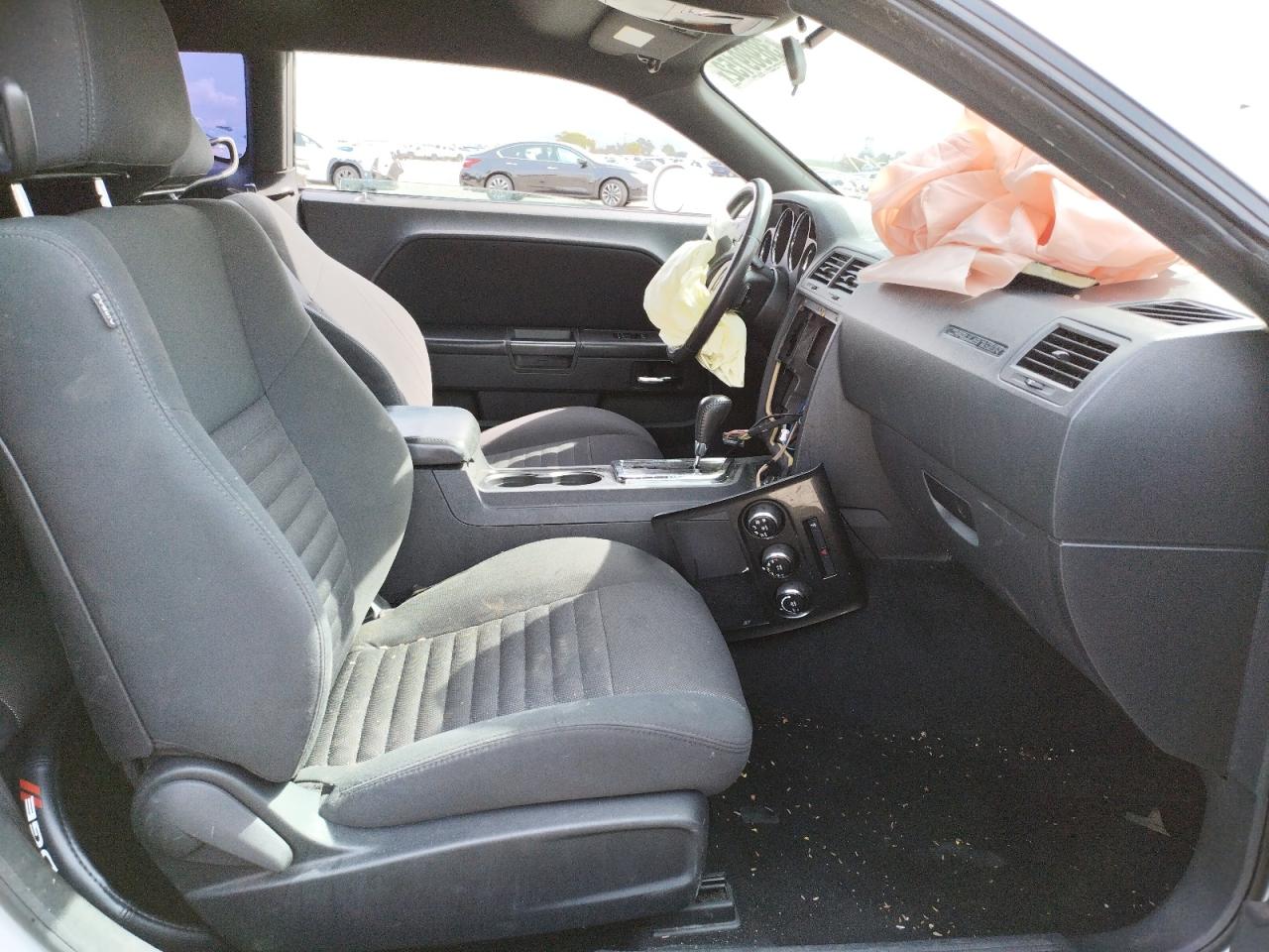 Photo 5 from auction – 2013 DODGE CHALLENGER with VIN 2C3CDYAG6DH596376