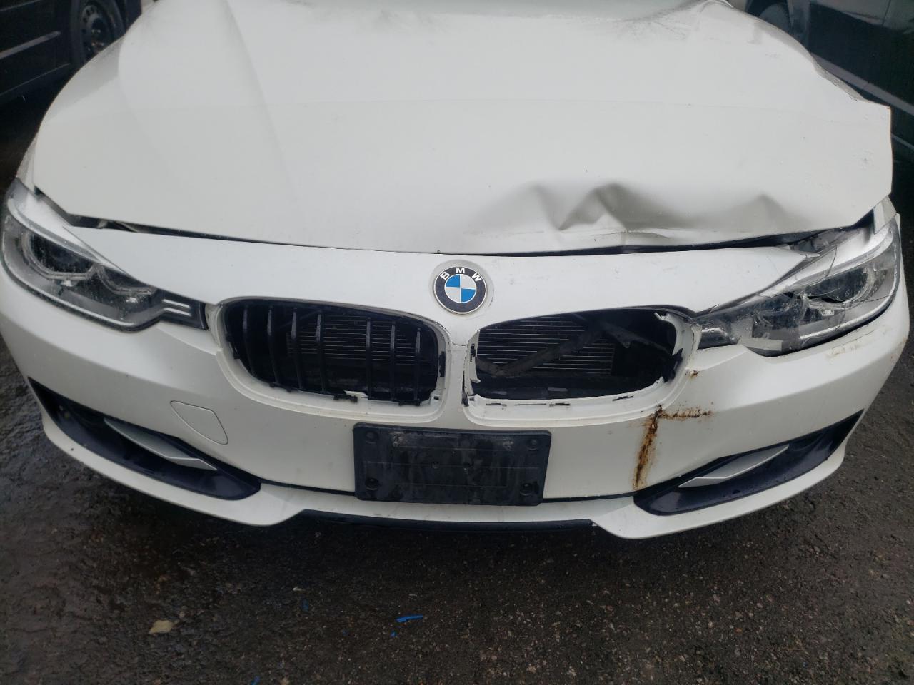 Foto 9 de la subasta – 2013 BMW 335 XI con VIN WBA3B9C59DF586197