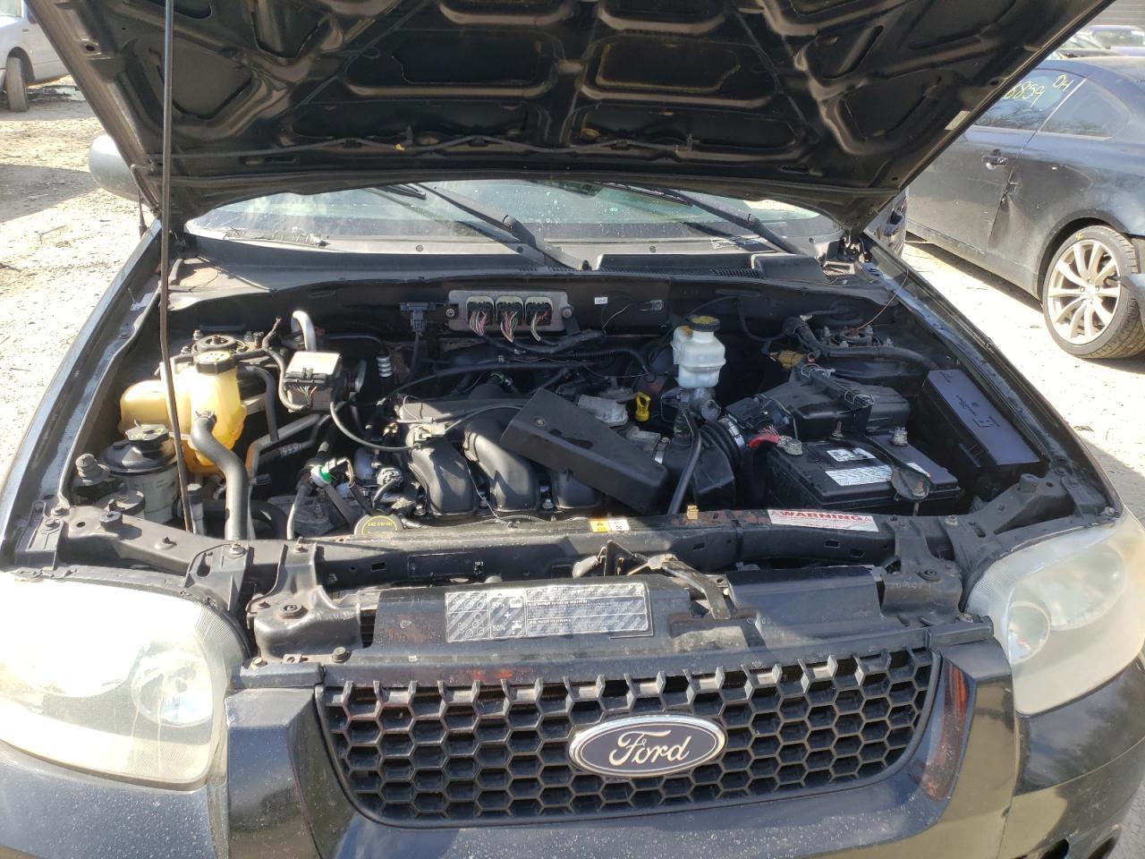 Photo 7 from auction – 2007 FORD ESCAPE LIM with VIN 1FMCU941X7KA30383