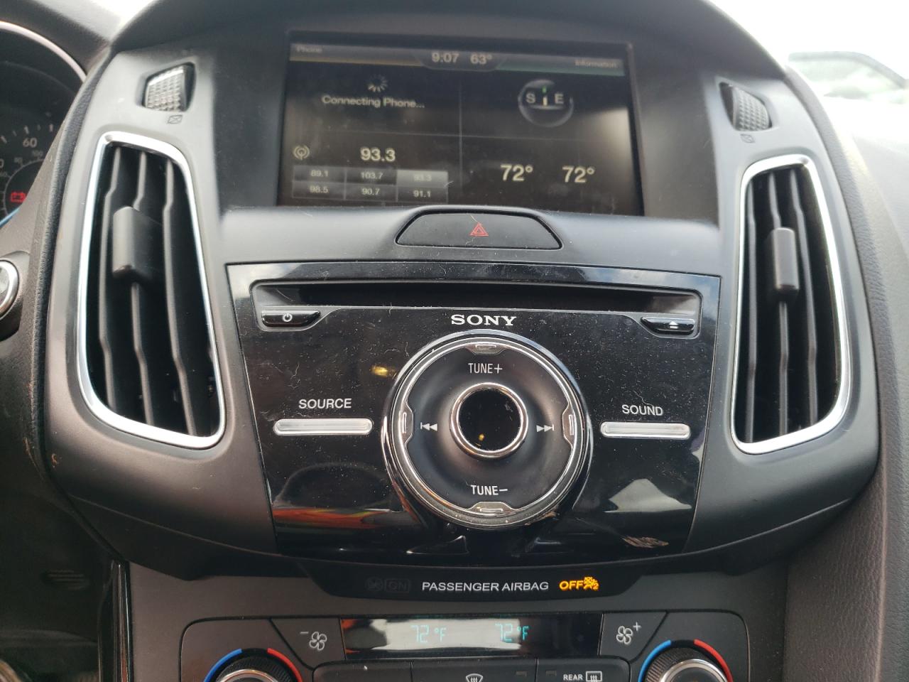 Photo 9 from auction – 2015 FORD FOCUS TITA with VIN 1FADP3J28FL298048