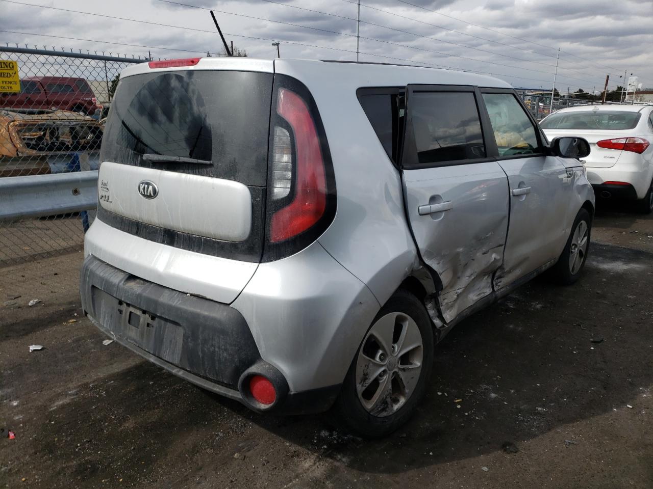 Zdjęcie 4 z aukcji – 2015 KIA SOUL z VIN KNDJN2A24F7754150