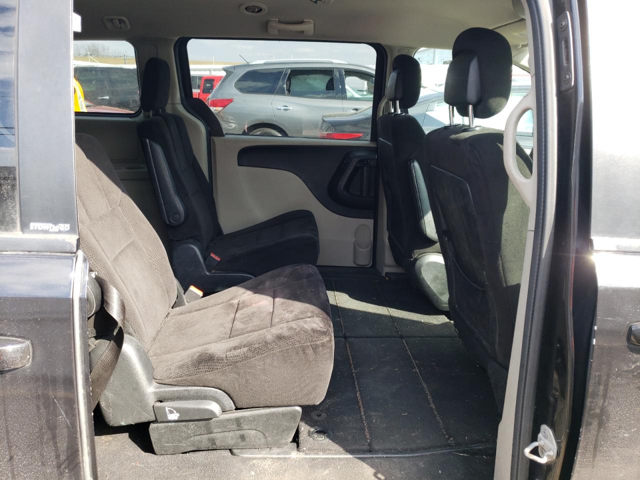 Photo 6 from auction – 2013 DODGE GRAND CARA with VIN 2C4RDGCG7DR523895