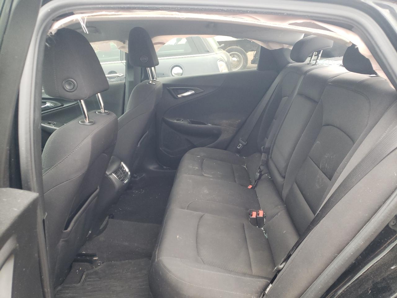 Photo 6 from auction – 2016 CHEVROLET MALIBU LT with VIN 1G1ZE5ST1GF253941