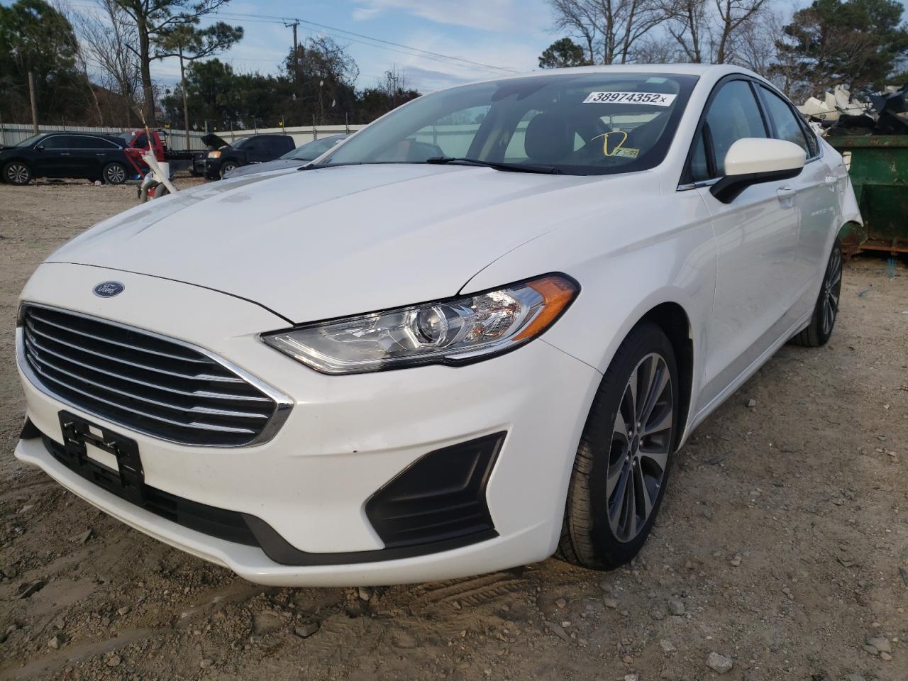 Photo 2 from auction – 2019 FORD FUSION SE with VIN 3FA6P0T94KR217348