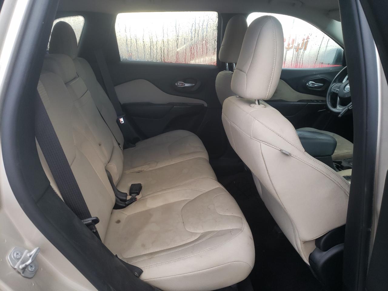 Photo 6 from auction – 2015 JEEP CHEROKEE L with VIN 1C4PJLCB6FW516864