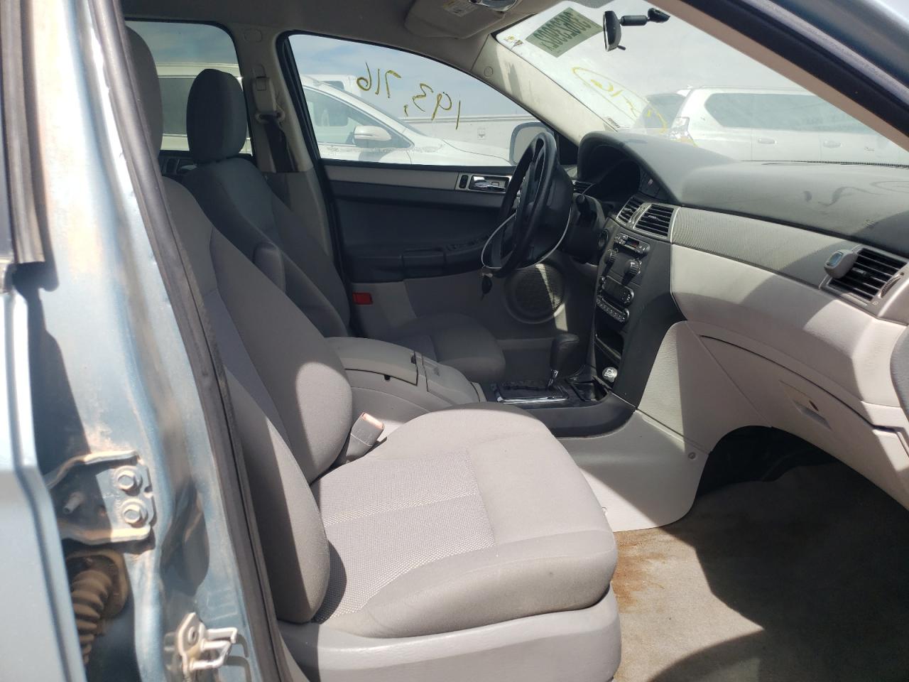 Photo 5 from auction – 2008 CHRYSLER PACIFICA L with VIN 2A8GM48L48R654664
