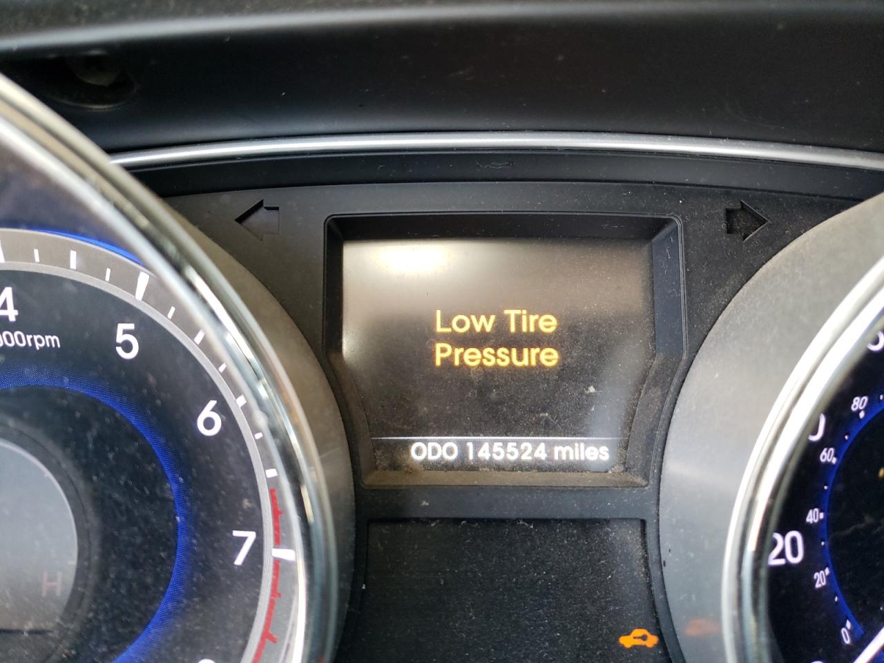 Photo 8 from auction – 2014 HYUNDAI SONATA SE with VIN 5NPEC4AB8EH855544