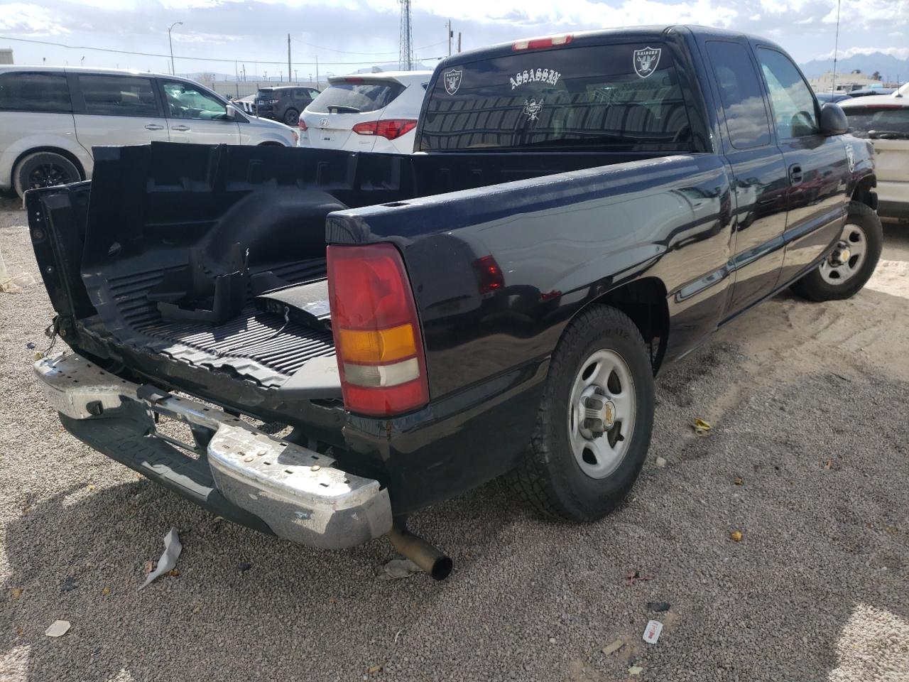 Photo 4 from auction – 2002 CHEVROLET SILVERADO with VIN 2GCEC19V221429262