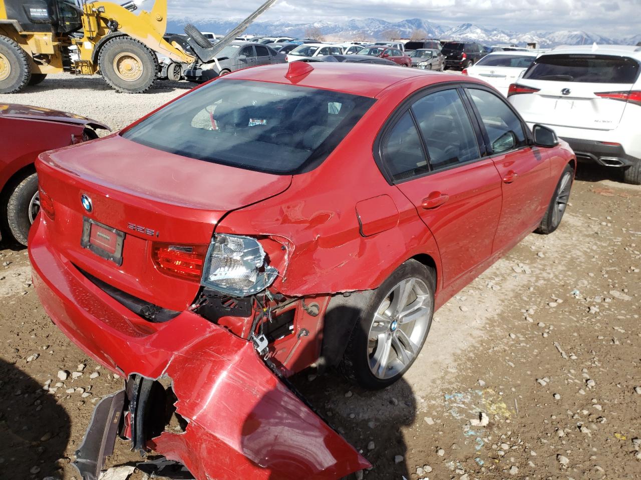 Photo 4 from auction – 2015 BMW 328 I with VIN WBA3A5G59FNS84312