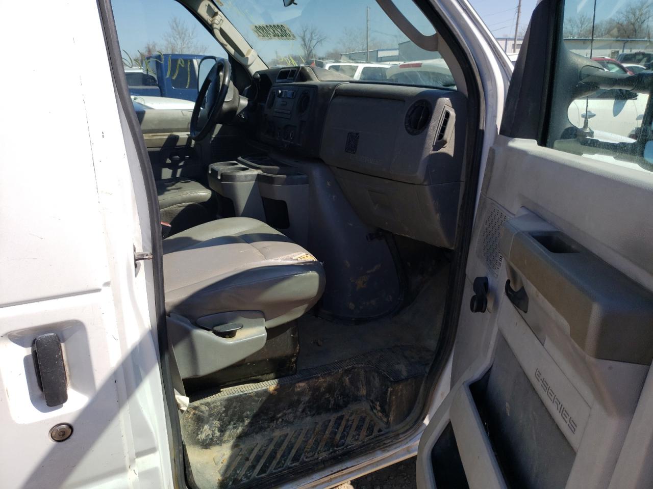 Photo 5 from auction – 2010 FORD ECONOLINE with VIN 1FTSE3EL5ADA65368