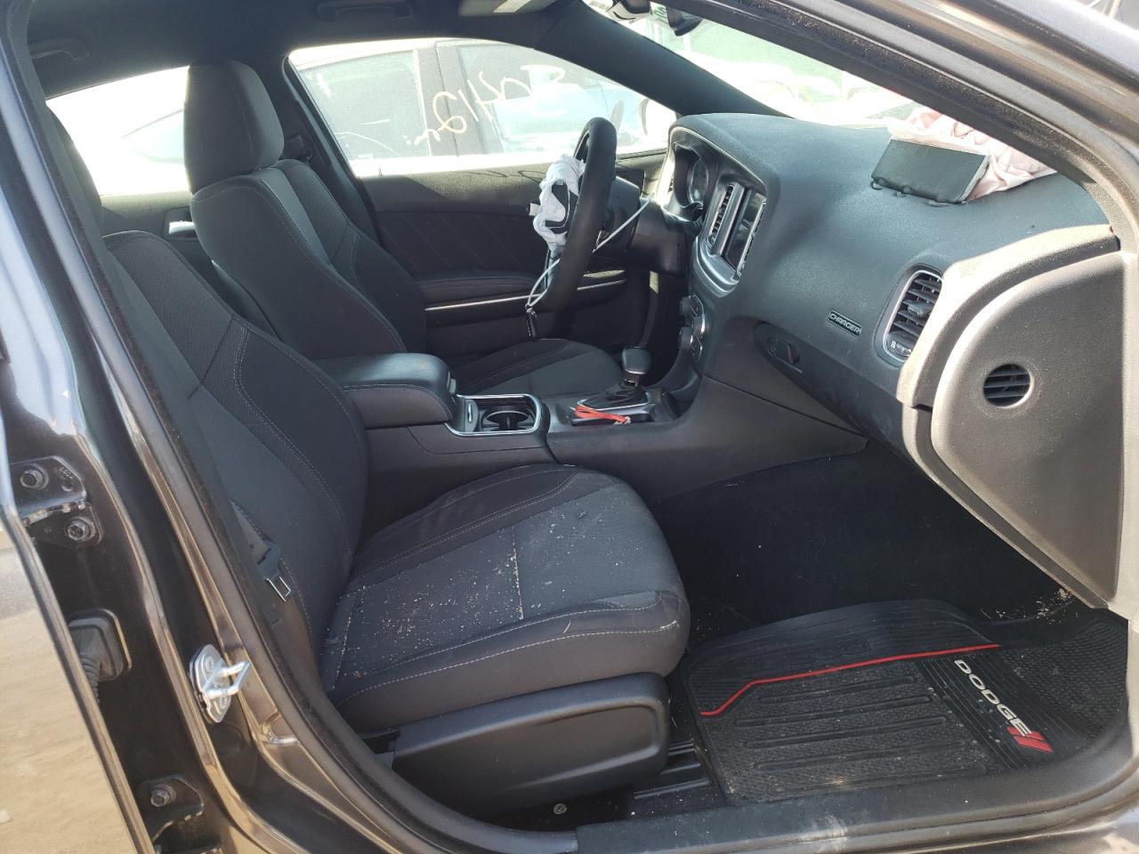 Photo 5 from auction – 2019 DODGE CHARGER SX with VIN 2C3CDXJG5KH589538