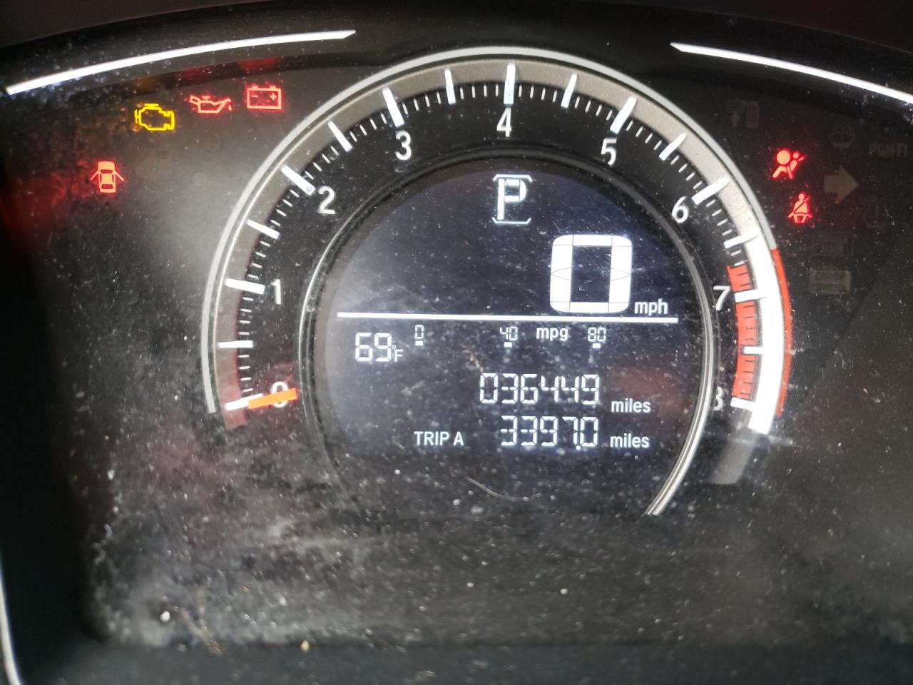 Photo 8 from auction – 2017 HONDA CIVIC LX with VIN 19XFC2F56HE025553