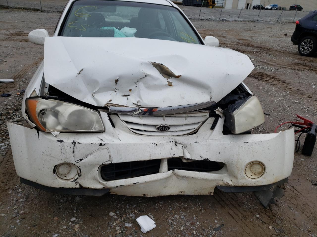 Photo 9 from auction – 2006 KIA SPECTRA LX with VIN KNAFE121865276216