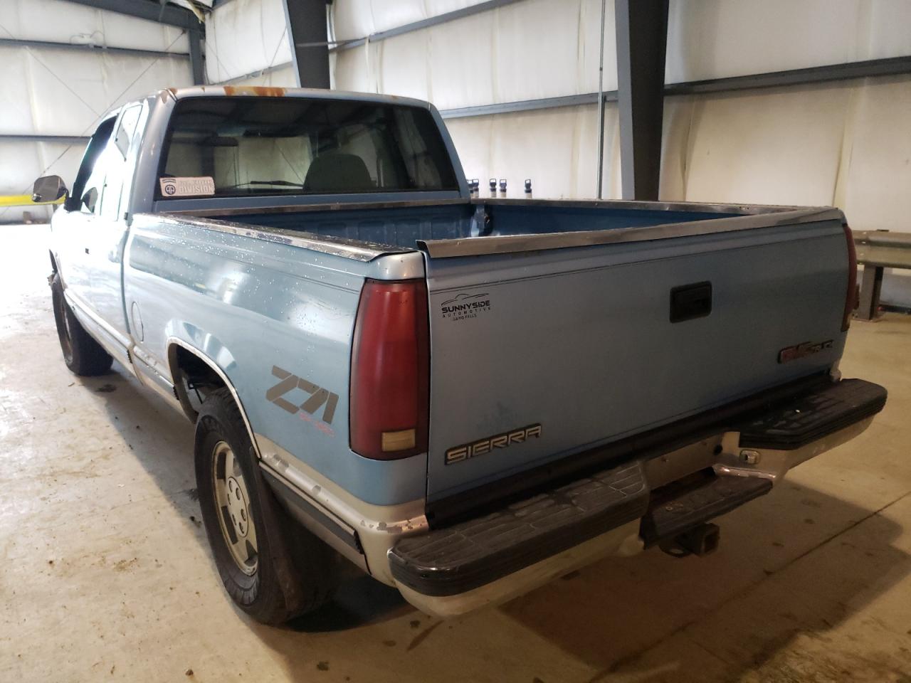 Photo 3 from auction – 1993 GMC SIERRA K15 with VIN 2GTEK19K8P1563029