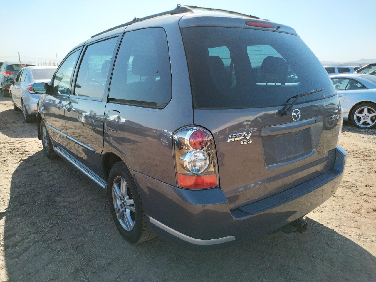 Photo 3 from auction – 2006 MAZDA MPV with VIN JM3LW28A360569672