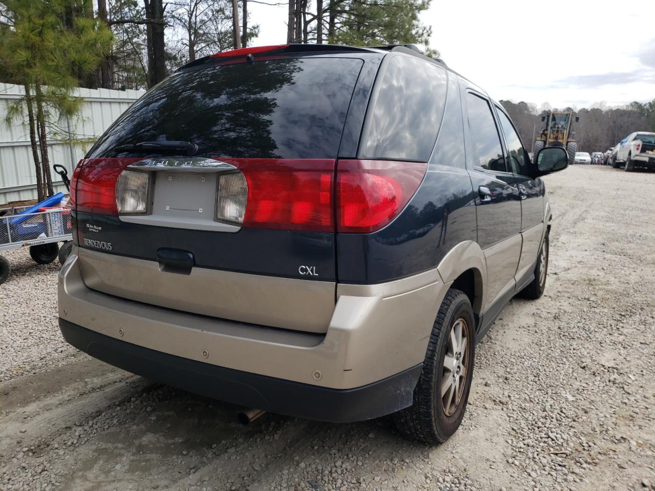 Photo 4 from auction – 2004 BUICK RENDEZVOUS with VIN 3G5DA03EX4S570101