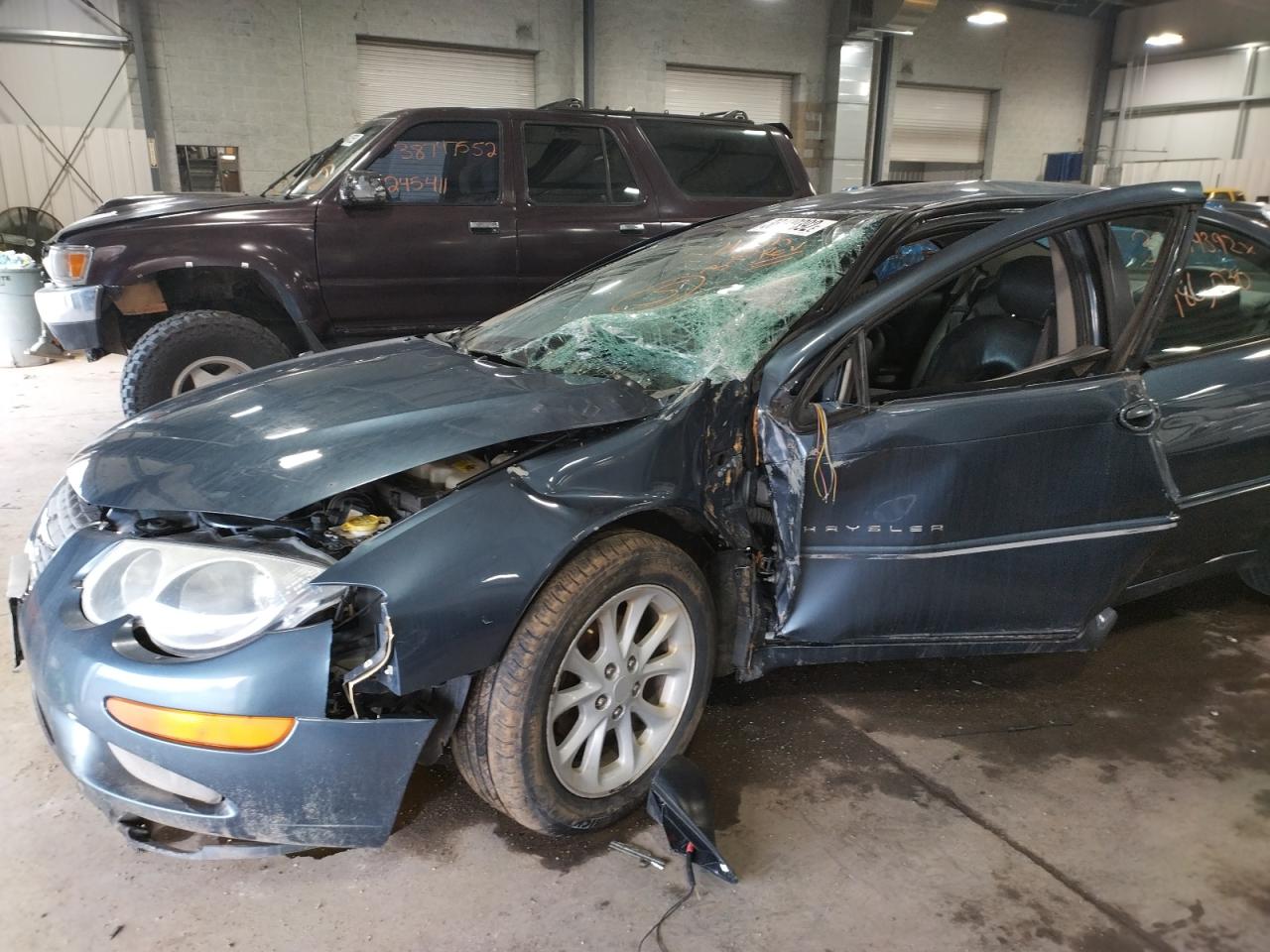 Photo 9 from auction – 2000 CHRYSLER 300M with VIN 2C3HE66G1YH420728