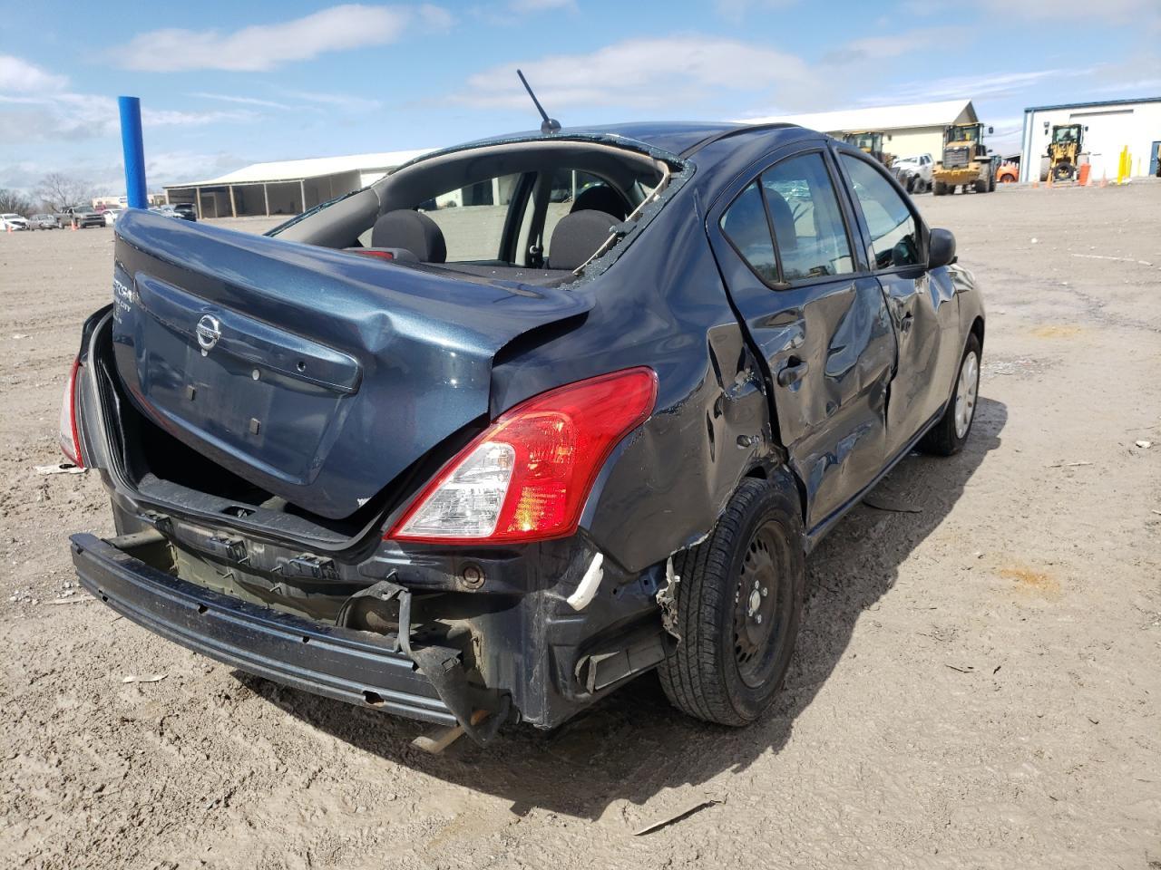 Photo 4 from auction – 2015 NISSAN VERSA S with VIN 3N1CN7AP3FL942206
