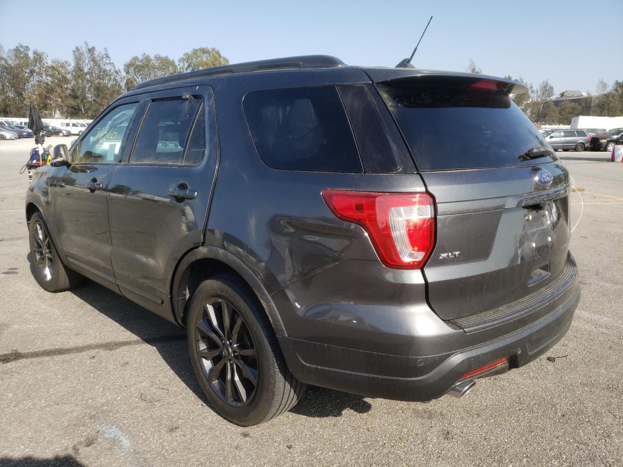 Photo 3 from auction – 2018 FORD EXPLORER X with VIN 1FM5K7D89JGC72253