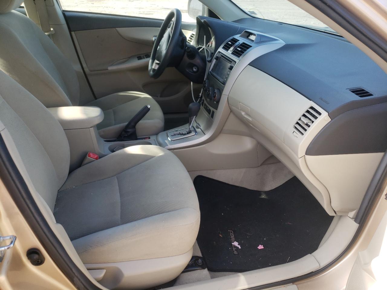 Фото 5 с аукциона – 2013 TOYOTA COROLLA BA с VIN 2T1BU4EE2DC933080
