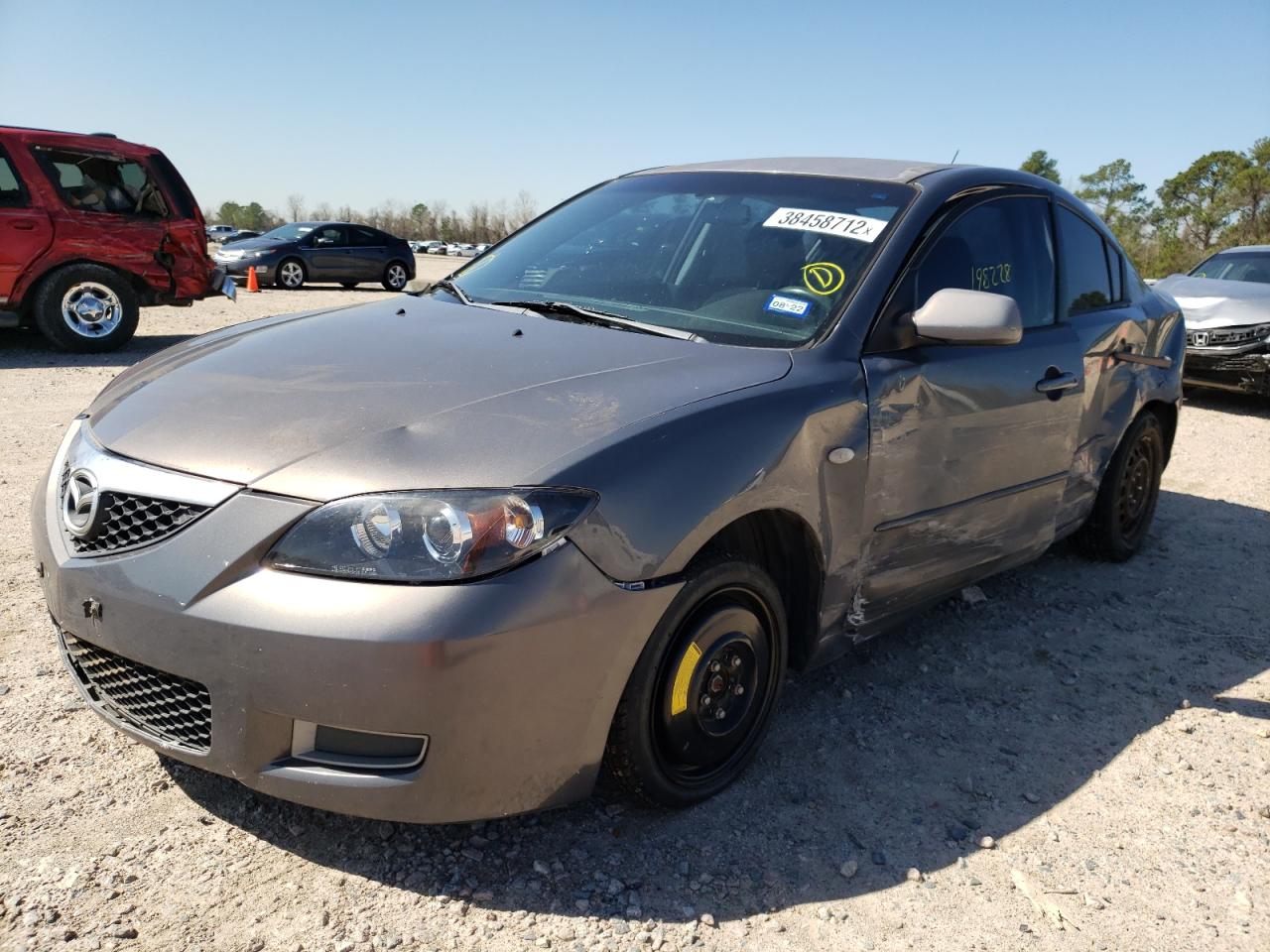 Photo 2 from auction – 2007 MAZDA 3 I with VIN JM1BK12FX71747166