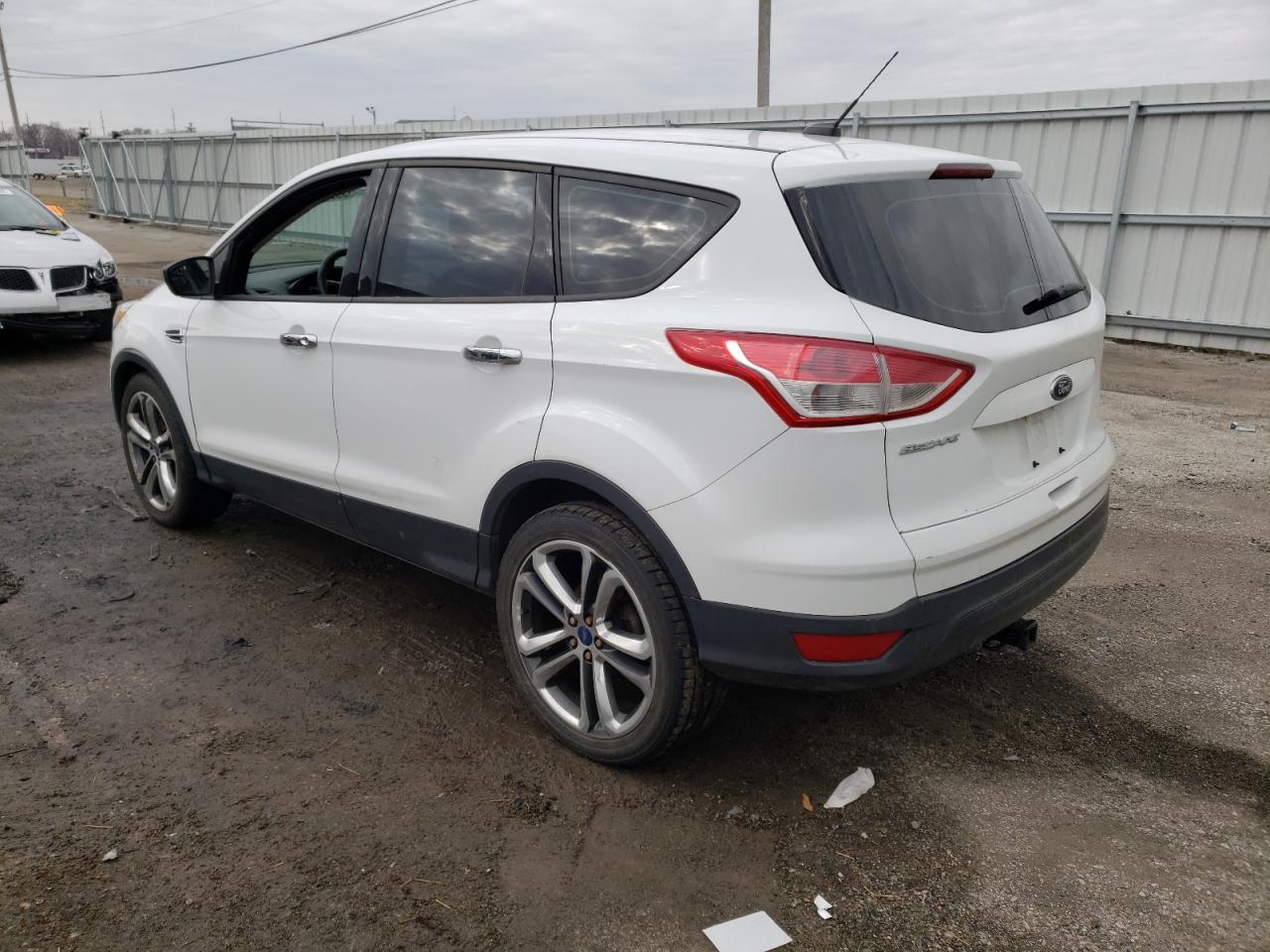 Photo 3 from auction – 2013 FORD ESCAPE S with VIN 1FMCU0F74DUA79947