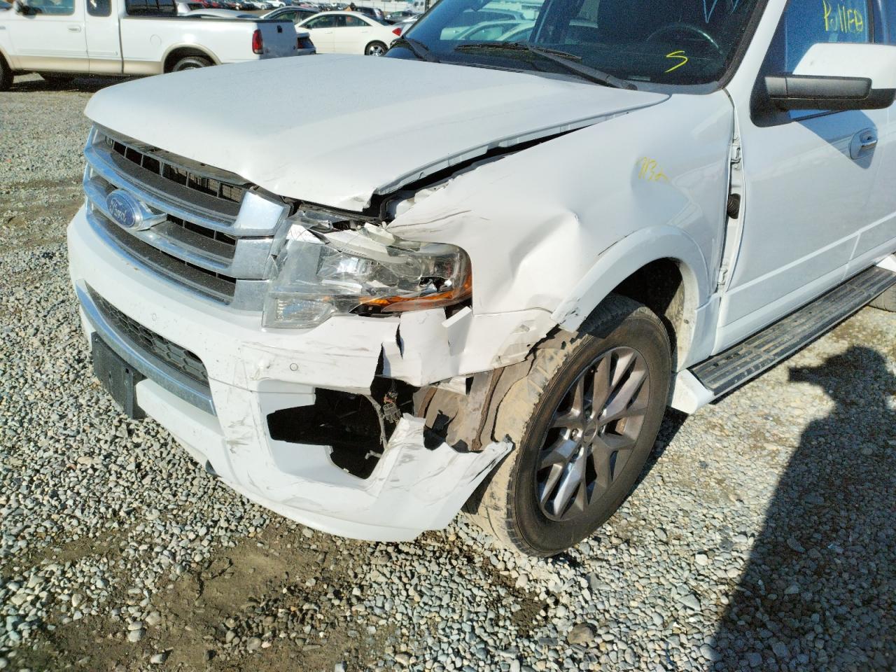 Photo 9 from auction – 2016 FORD EXPEDITION with VIN 1FMJU2AT2GEF28290